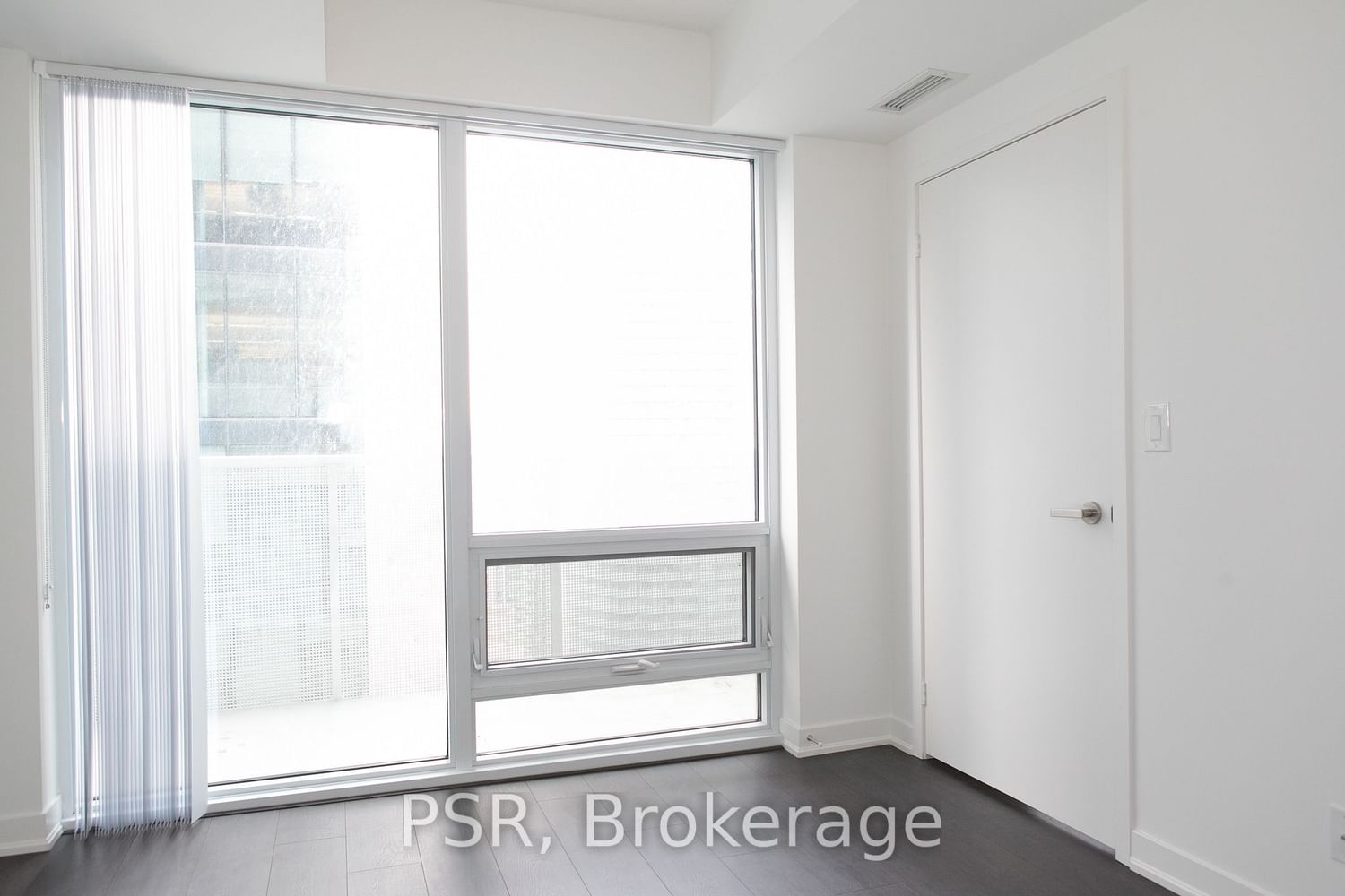 100 Harbour St, unit 2001 for rent