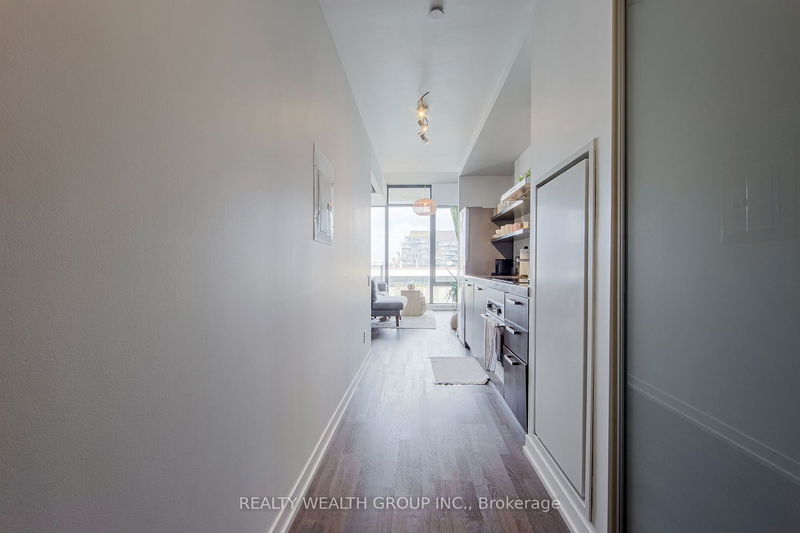560 King St W, unit 1106 for sale in King West - image #2