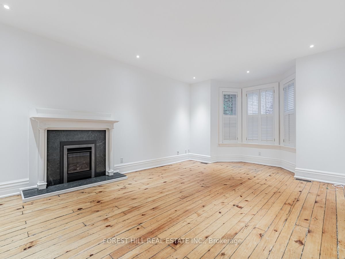 9 Lowther Ave for rent  - image #6