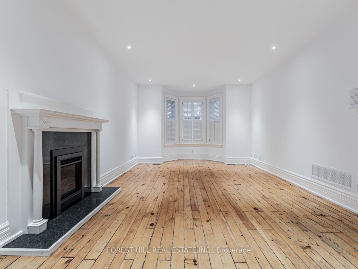 9 Lowther Ave for rent  - image #7