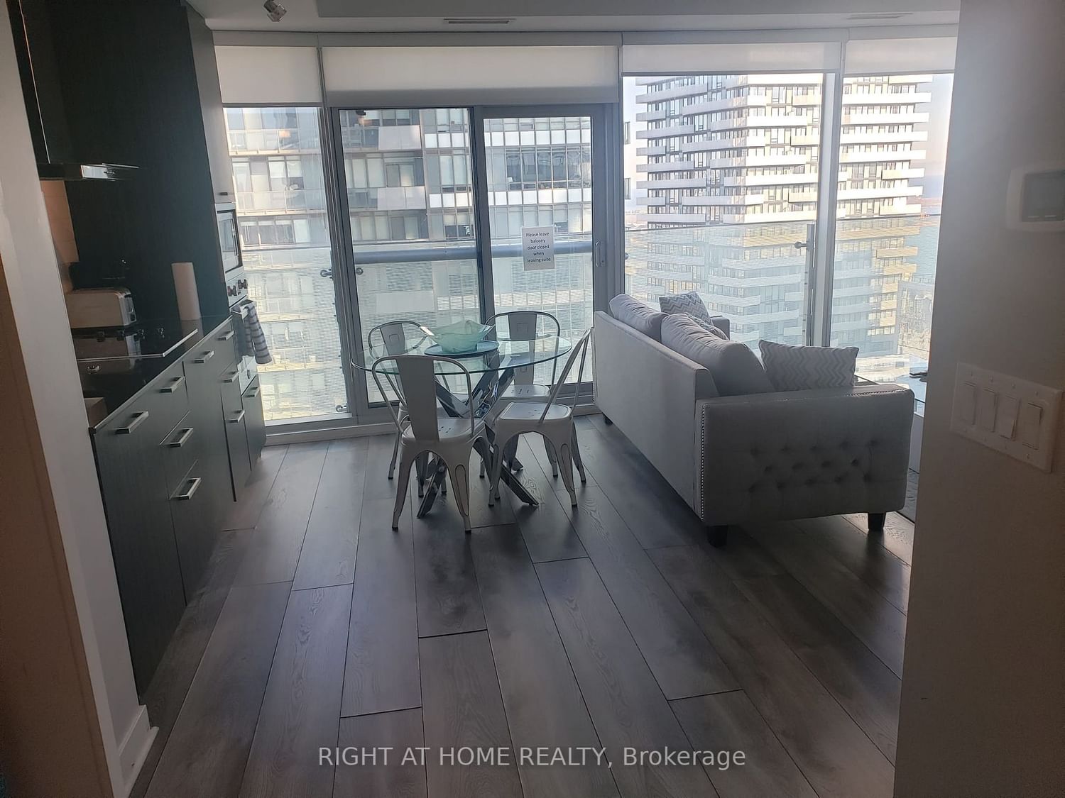 14 York St, unit 4812 for rent