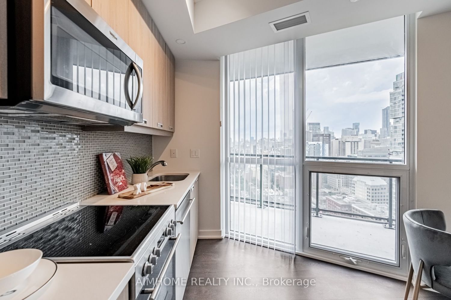 99 John St, unit 2809 for sale - image #10