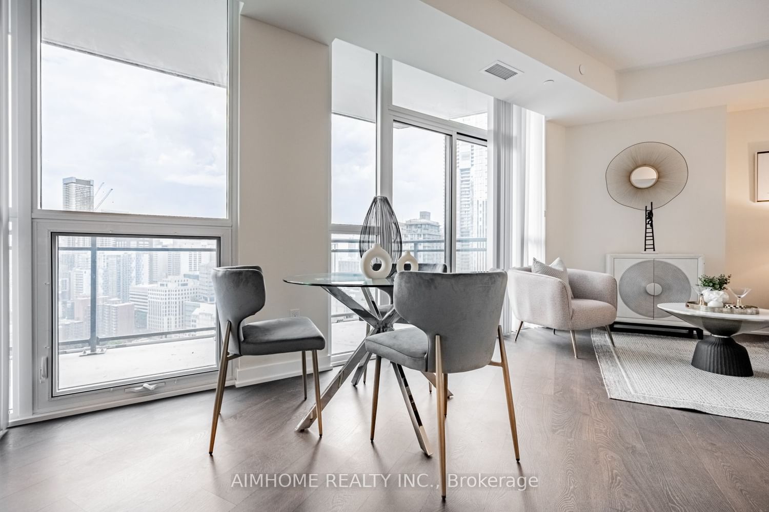 99 John St, unit 2809 for sale - image #11