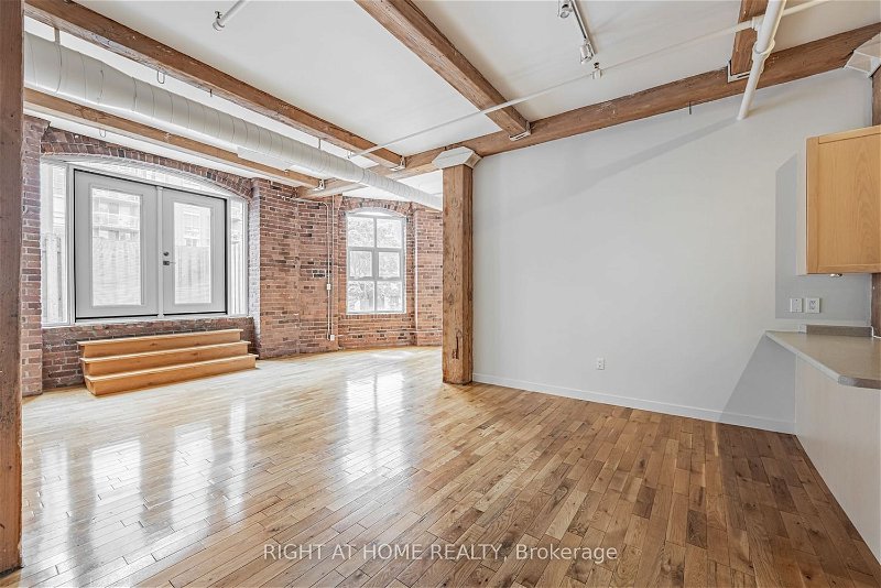 90 Sherbourne St, unit 205 for rent in St. Lawrence - image #2