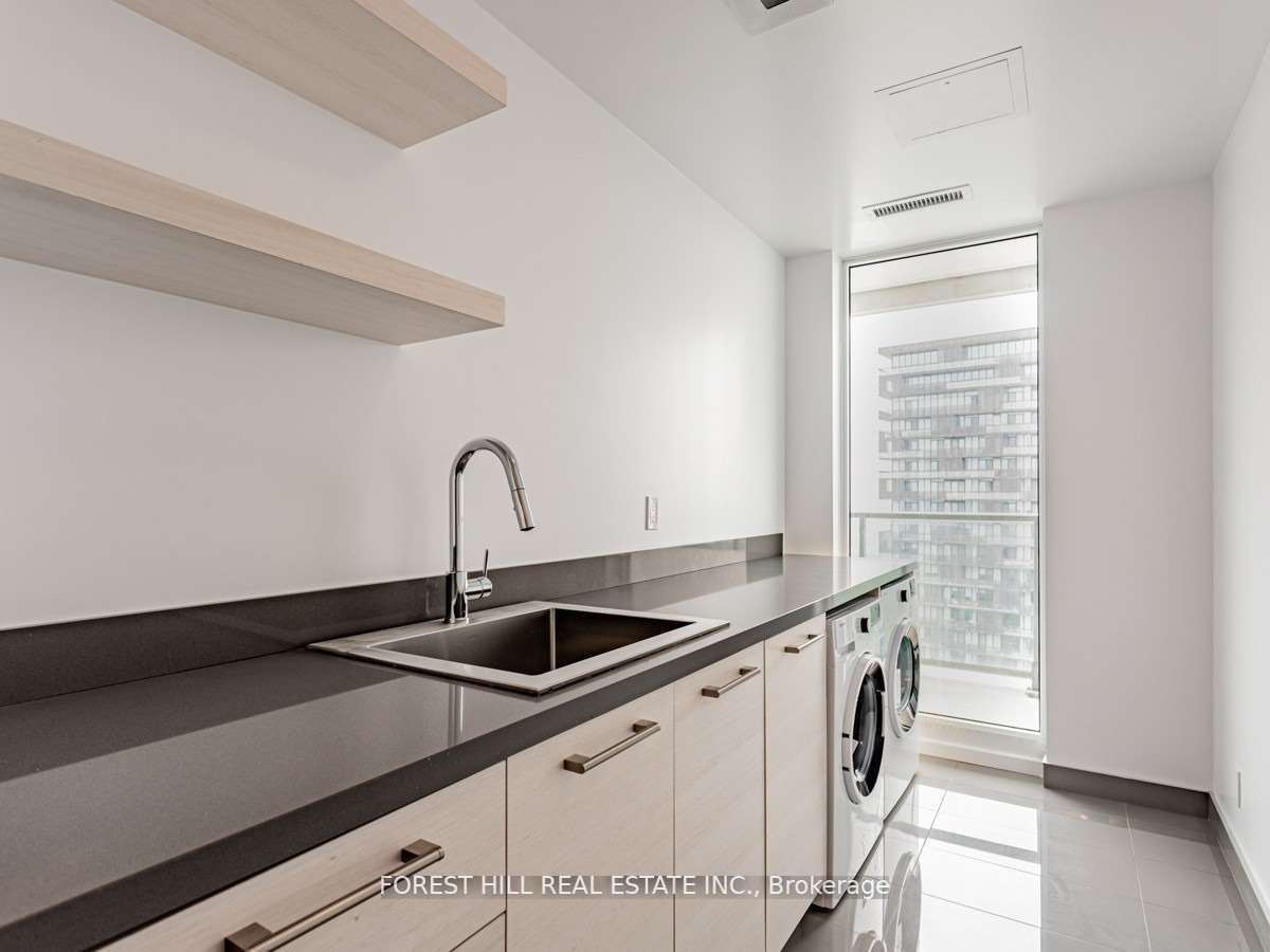 2221 Yonge St, unit 5801 for rent - image #20