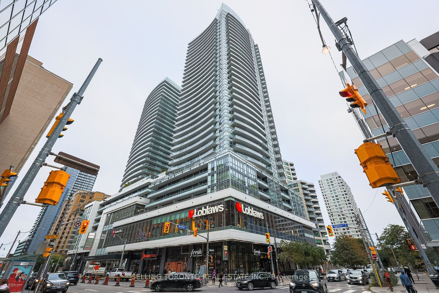 89 Dunfield Ave, unit 603 for sale - image #1