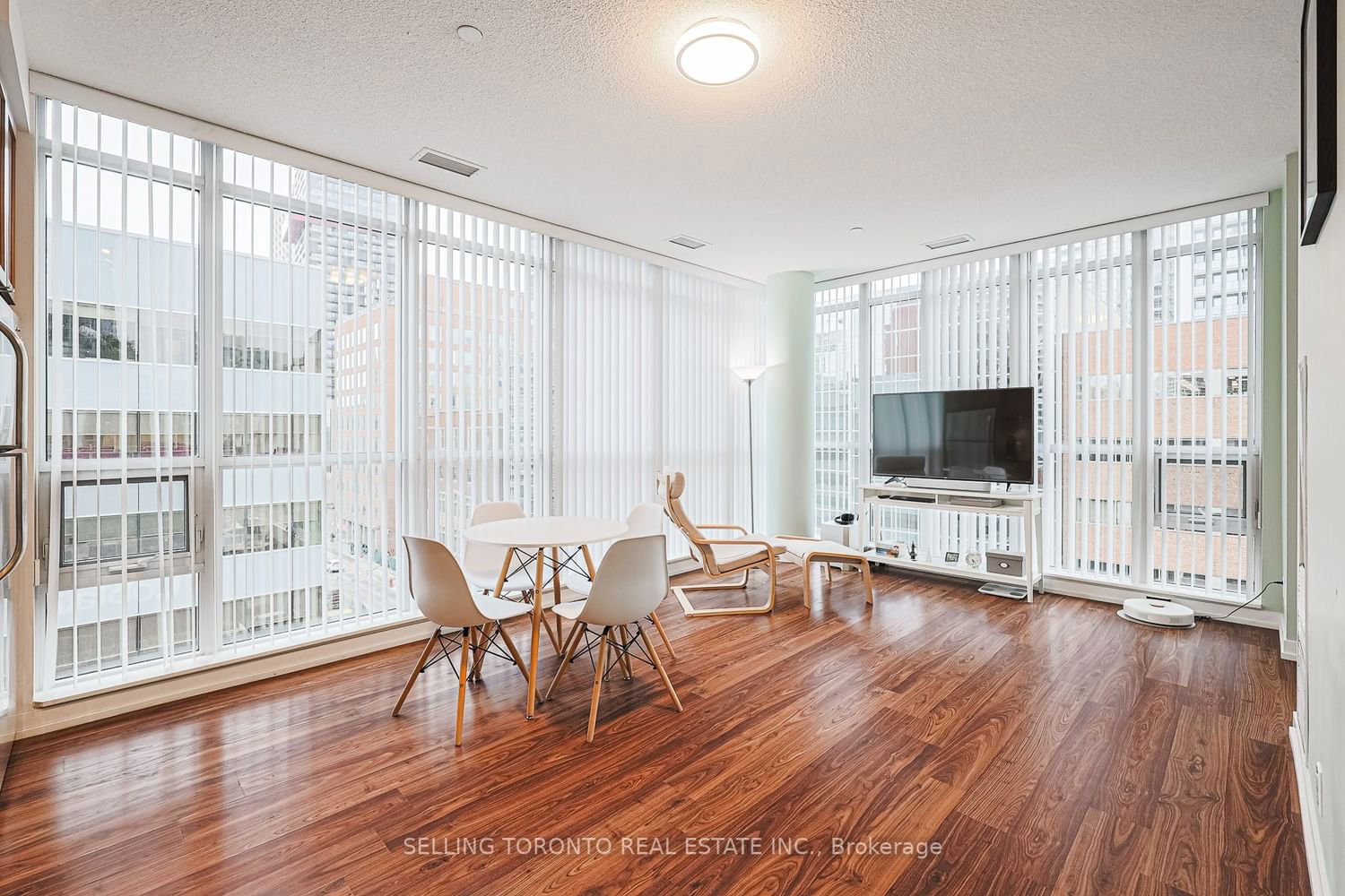89 Dunfield Ave, unit 603 for sale - image #7