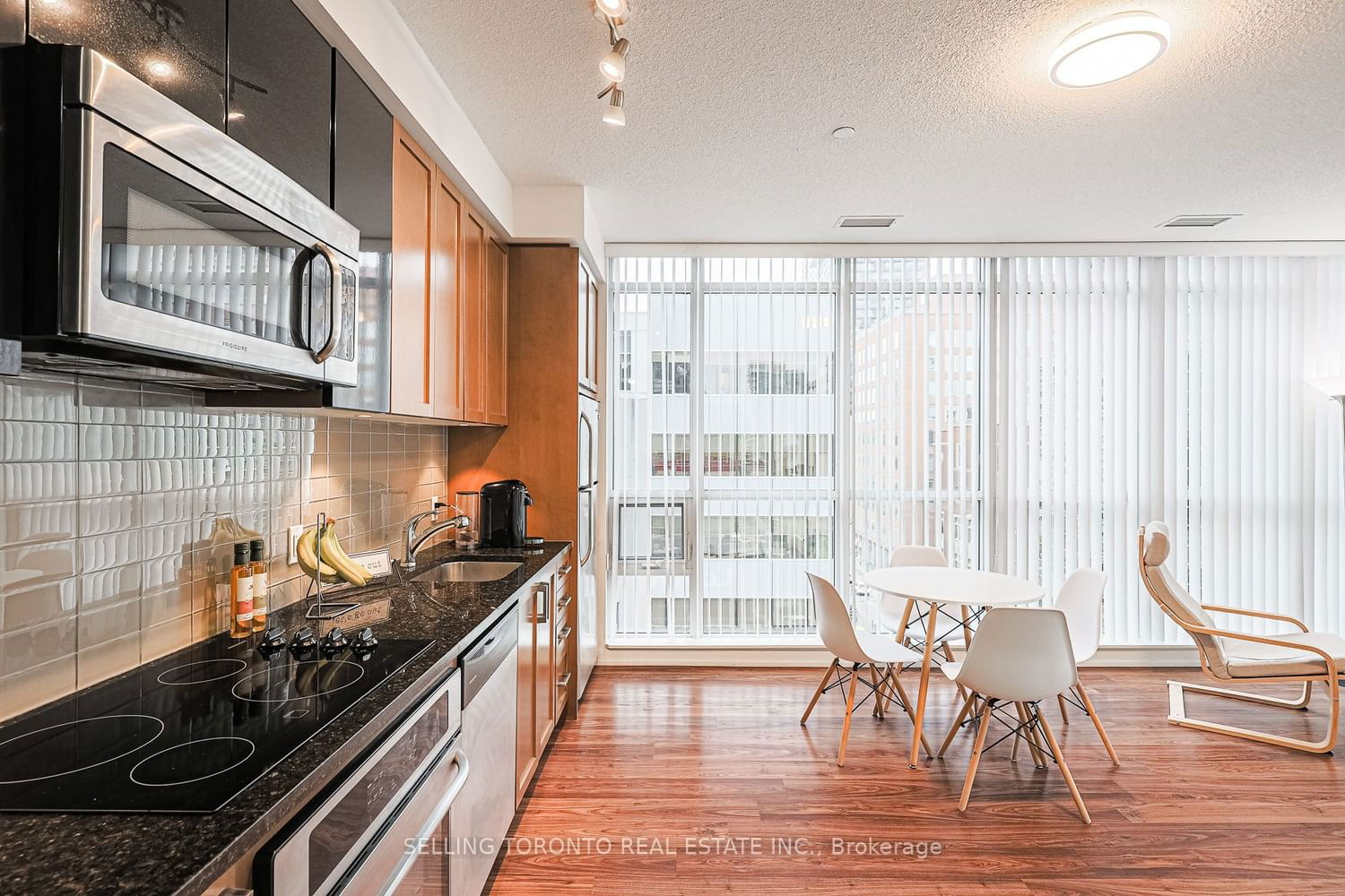 89 Dunfield Ave, unit 603 for sale - image #8