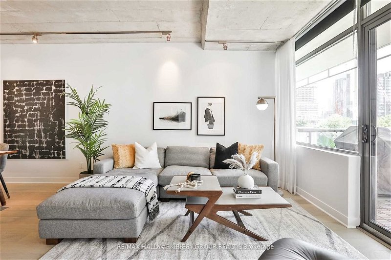 55 Stewart St, unit 637 for sale in King West - image #2