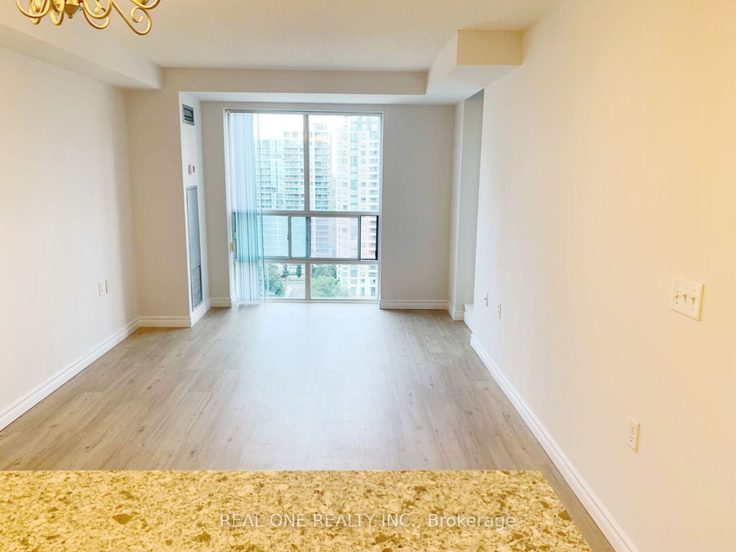 20 Olive Ave, unit 1901 for rent - image #2