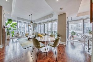 55 Scollard St, unit 505 for sale in Yorkville - image #2