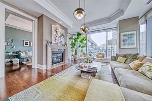 55 Scollard St, unit 505 for sale in Yorkville - image #4