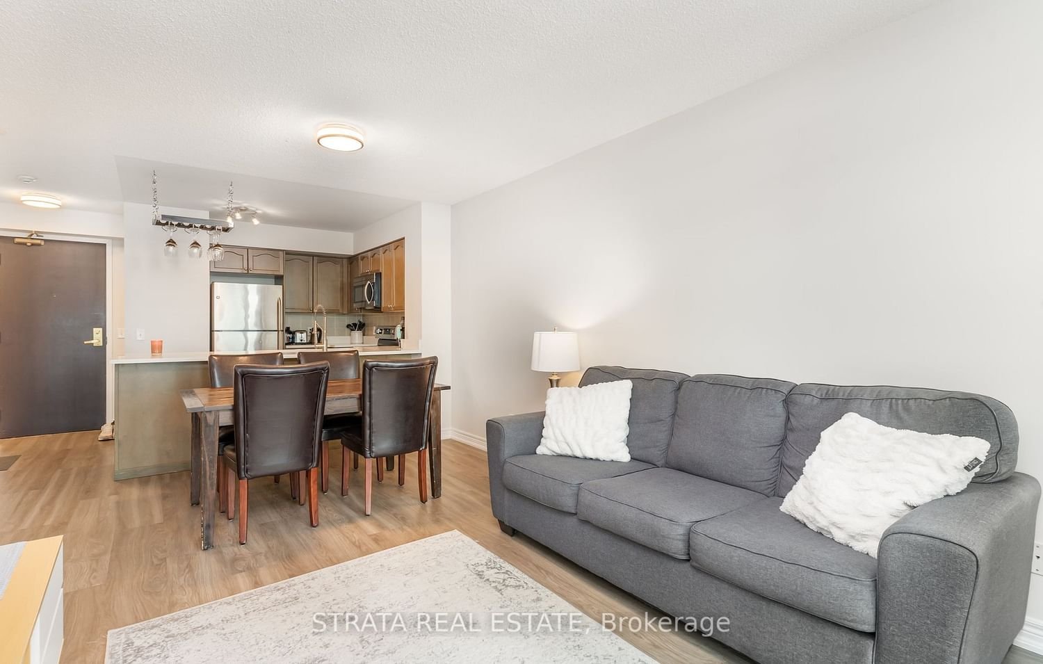 30 Grand Trunk Cres, unit 2505 for sale in City Centre - image #4