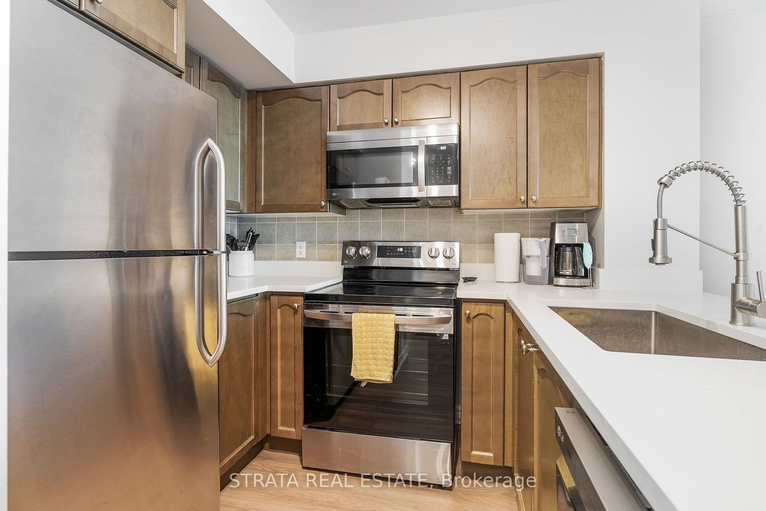 30 Grand Trunk Cres, unit 2505 for sale in City Centre - image #5