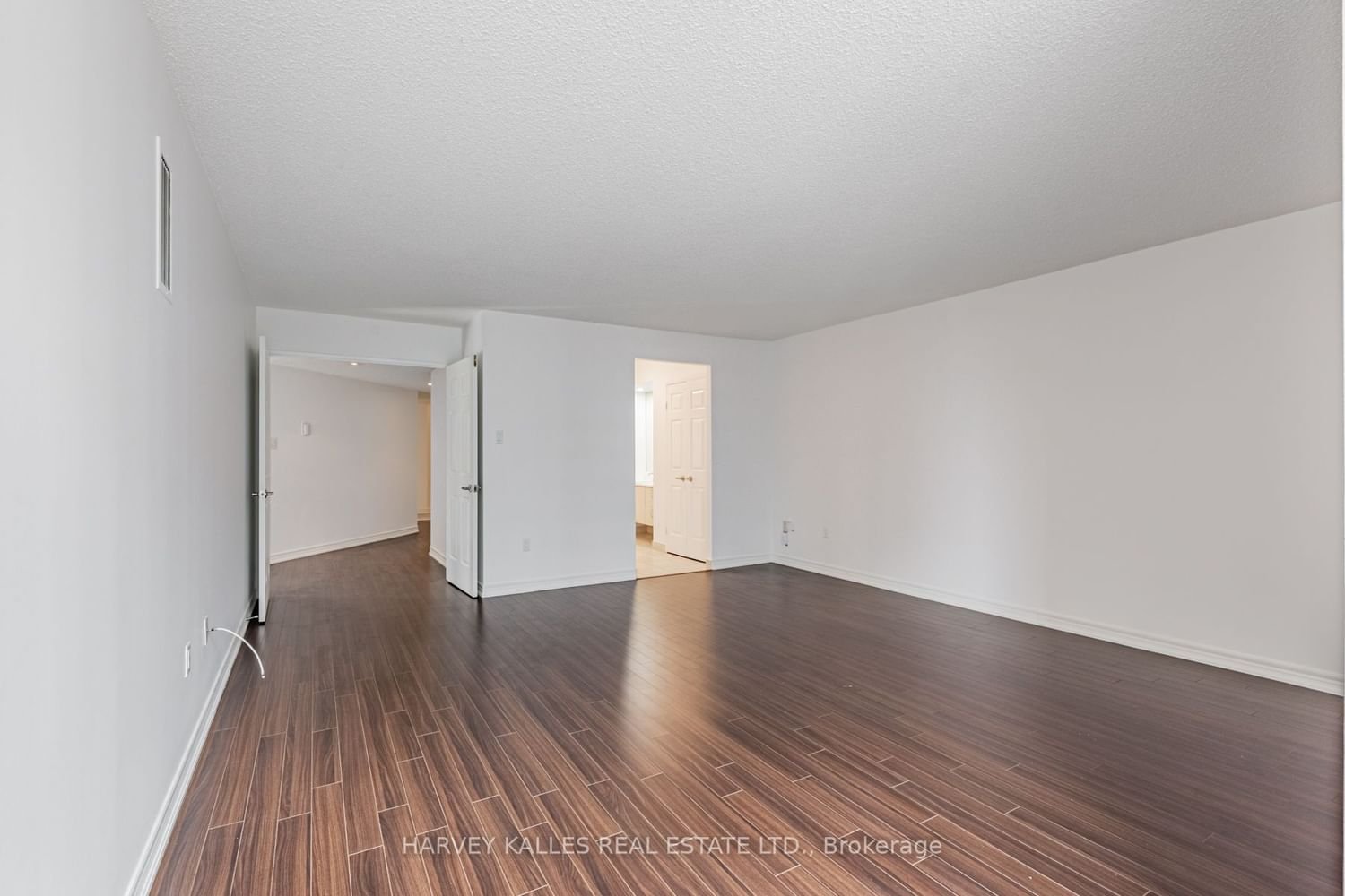 131 Beecroft Rd, unit 1406 for rent - image #15