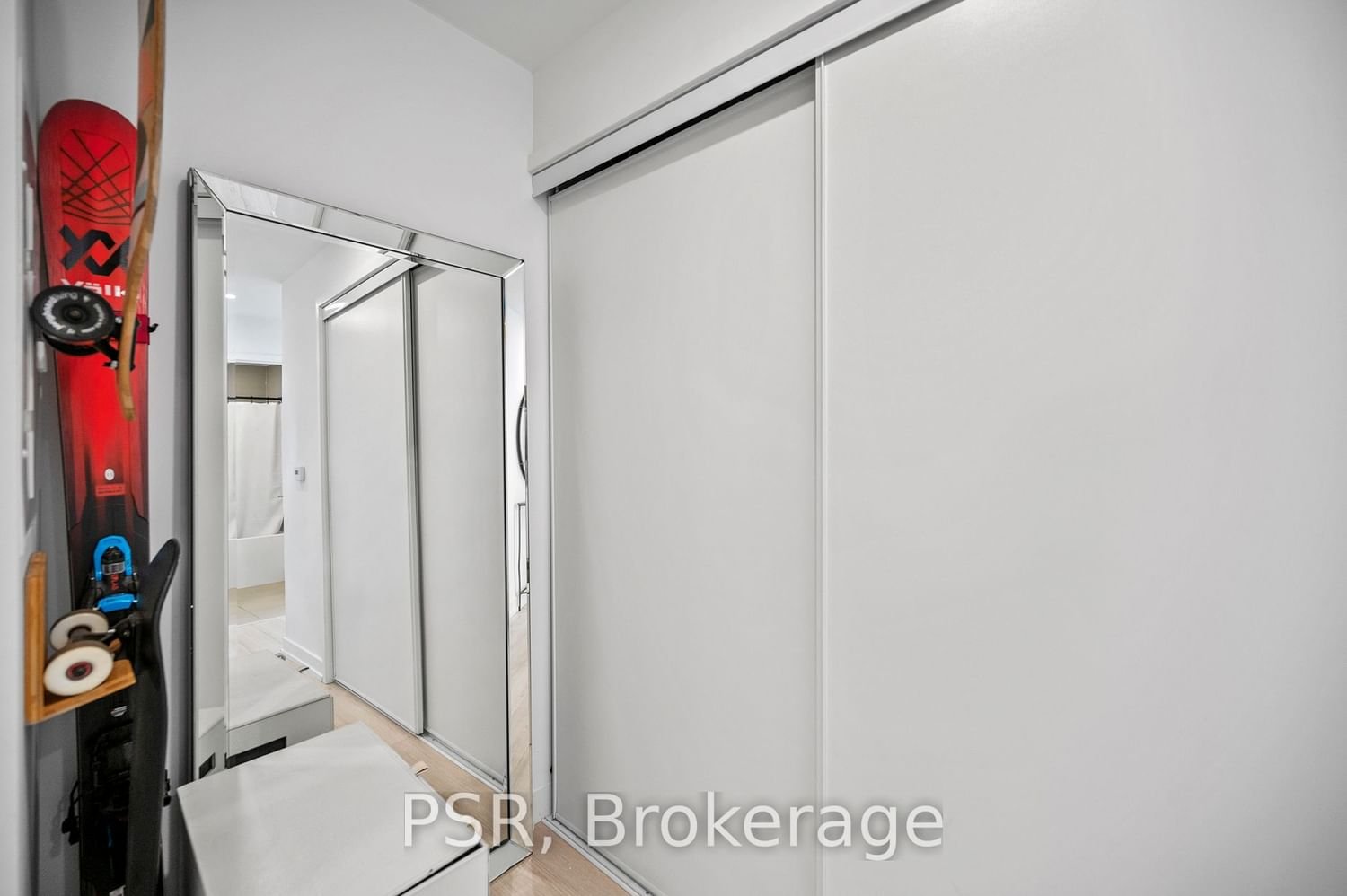 33 Helendale Ave N, unit 3101 for rent - image #3