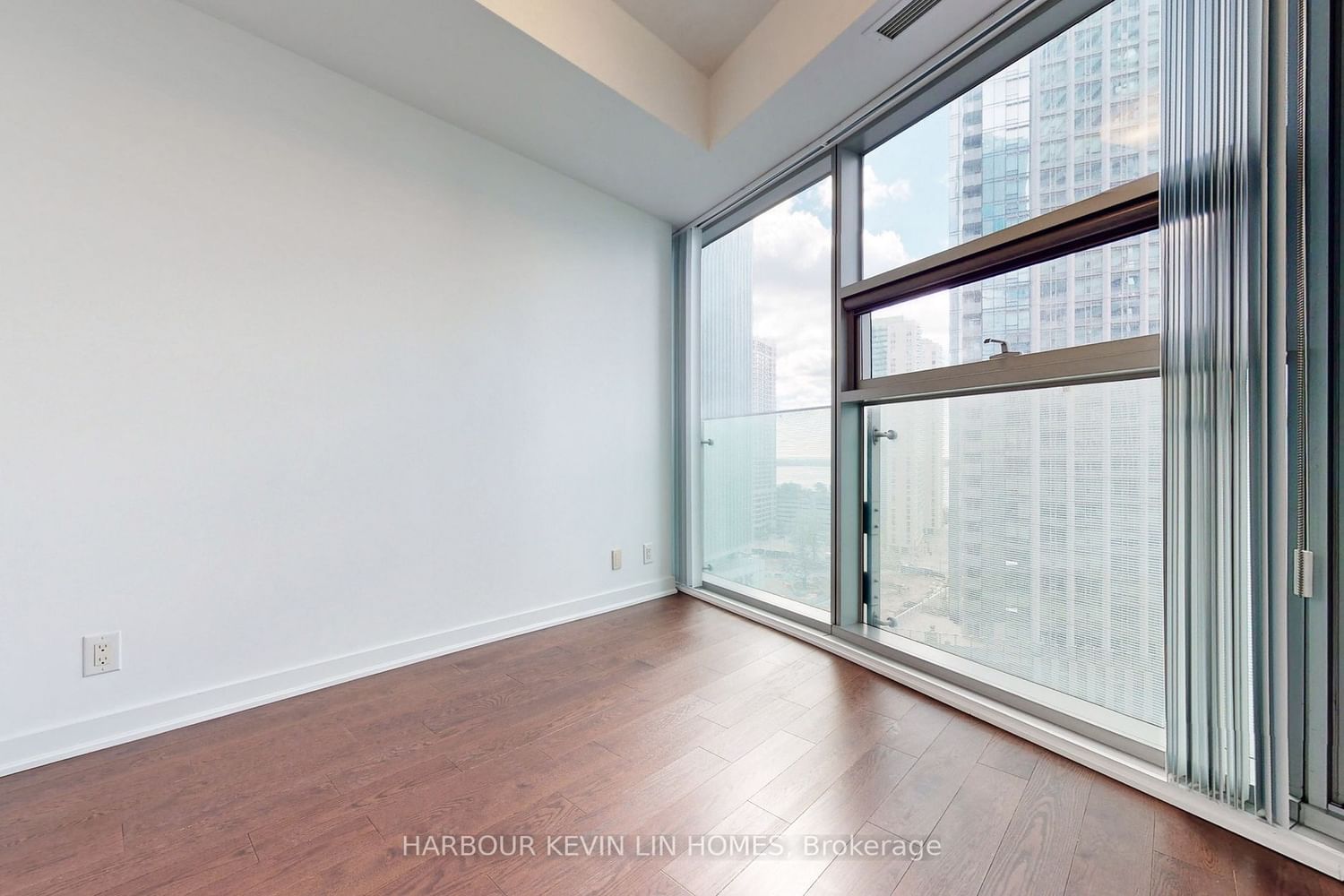 14 York St, unit 1205 for rent