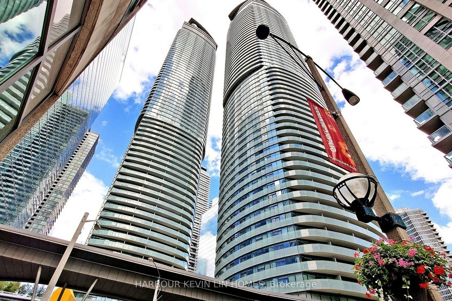 14 York St, unit 1205 for rent - image #3