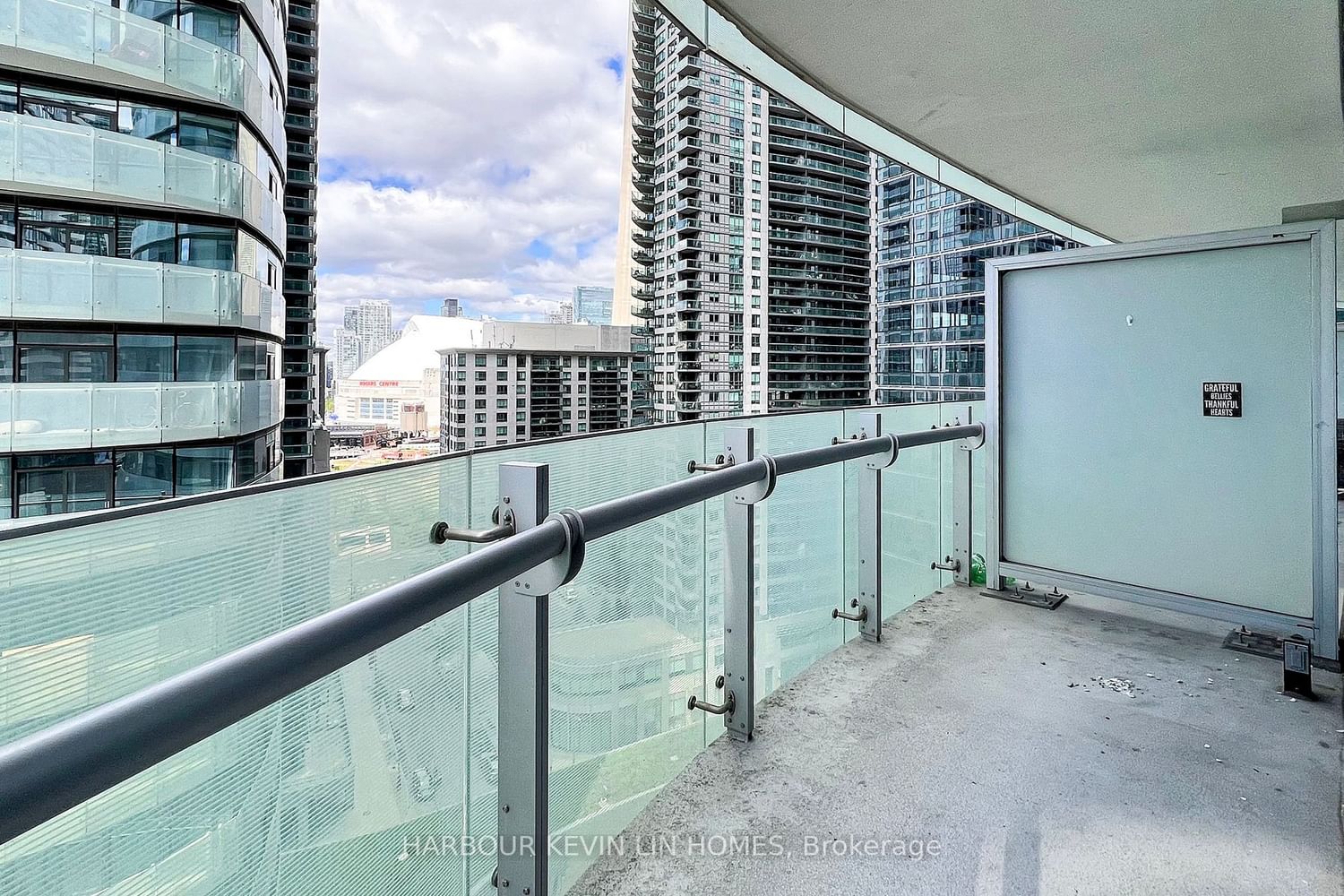 14 York St, unit 1205 for rent