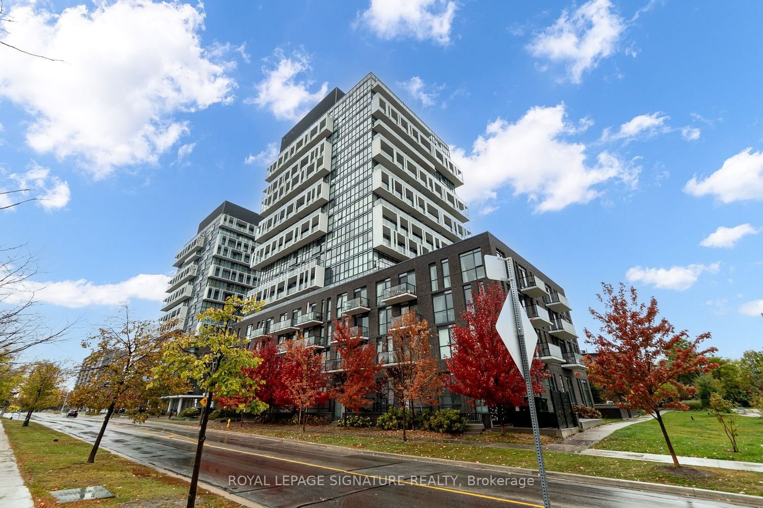 150 Fairview Mall Dr, unit 803 for sale - image #3