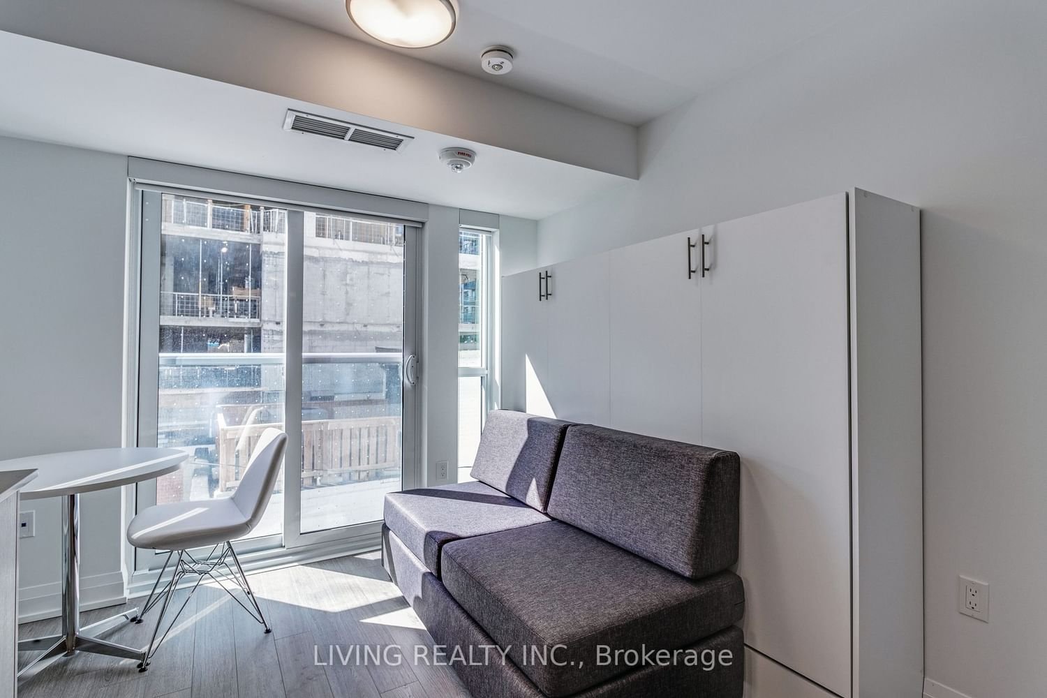 77 Mutual St, unit 306 for rent - image #19
