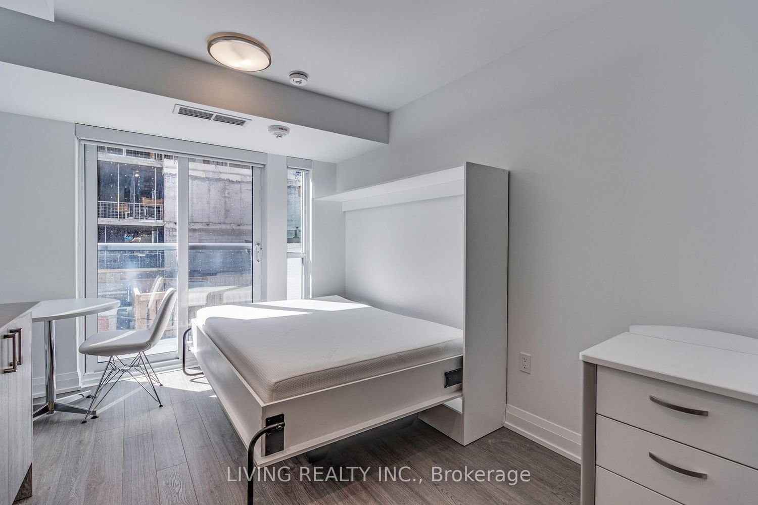 77 Mutual St, unit 306 for rent - image #22