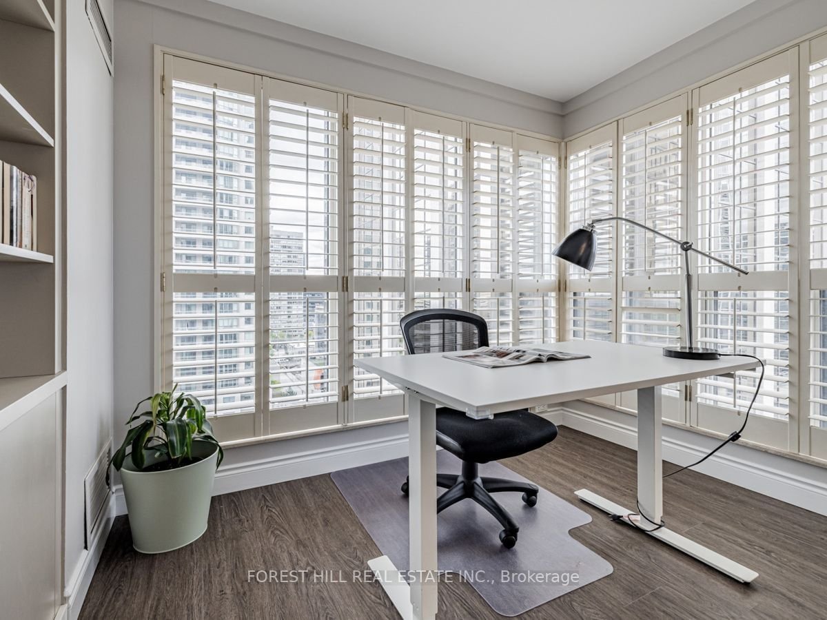 18 Hollywood Ave, unit 1205 for sale - image #10