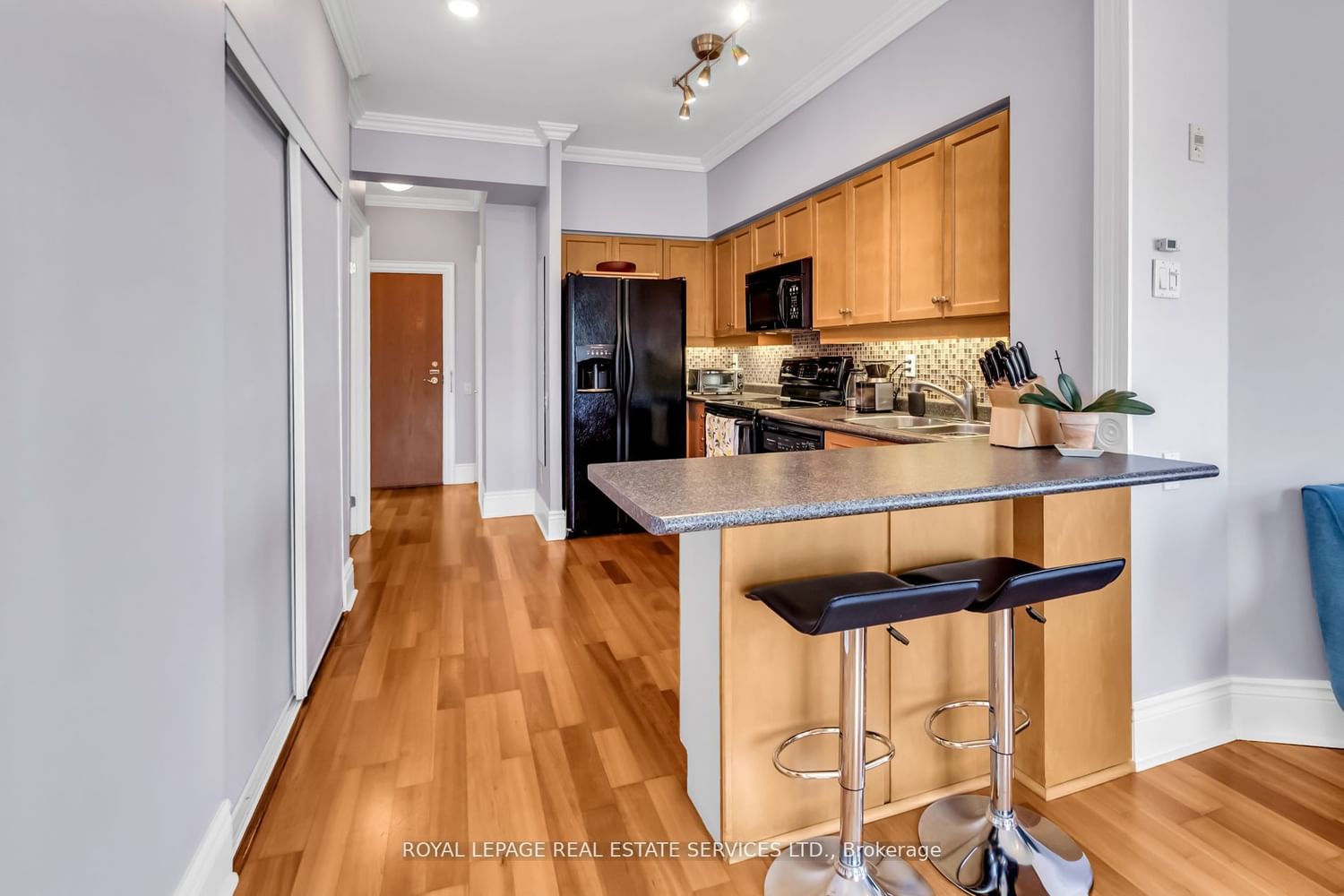 115 Richmond St E, unit 709 for sale - image #7