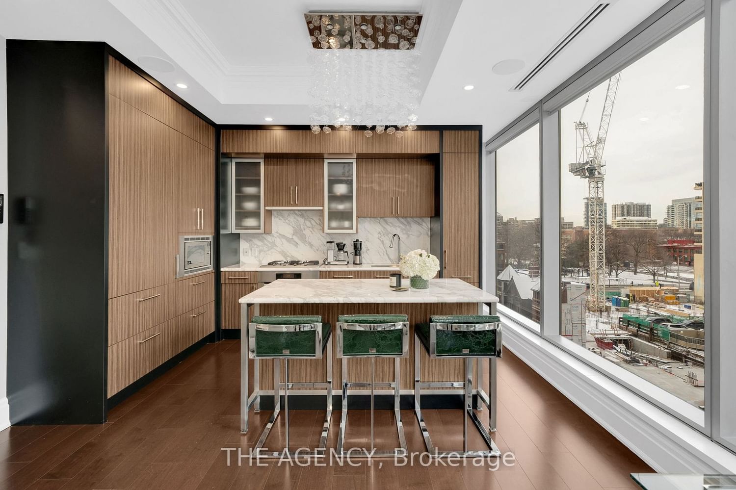 55 Scollard St, unit 503 for rent in Yorkville - image #1