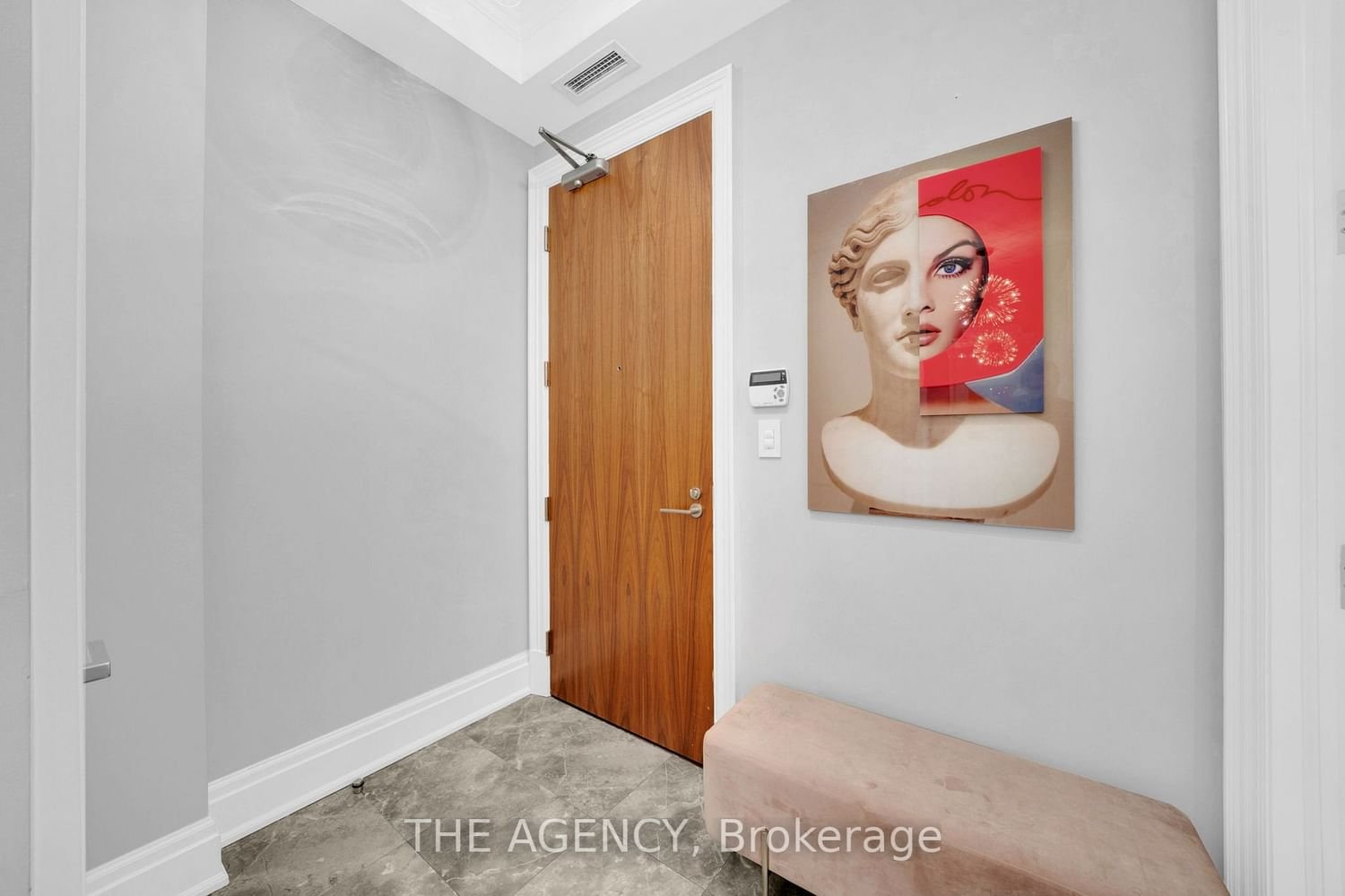55 Scollard St, unit 503 for rent in Yorkville - image #2