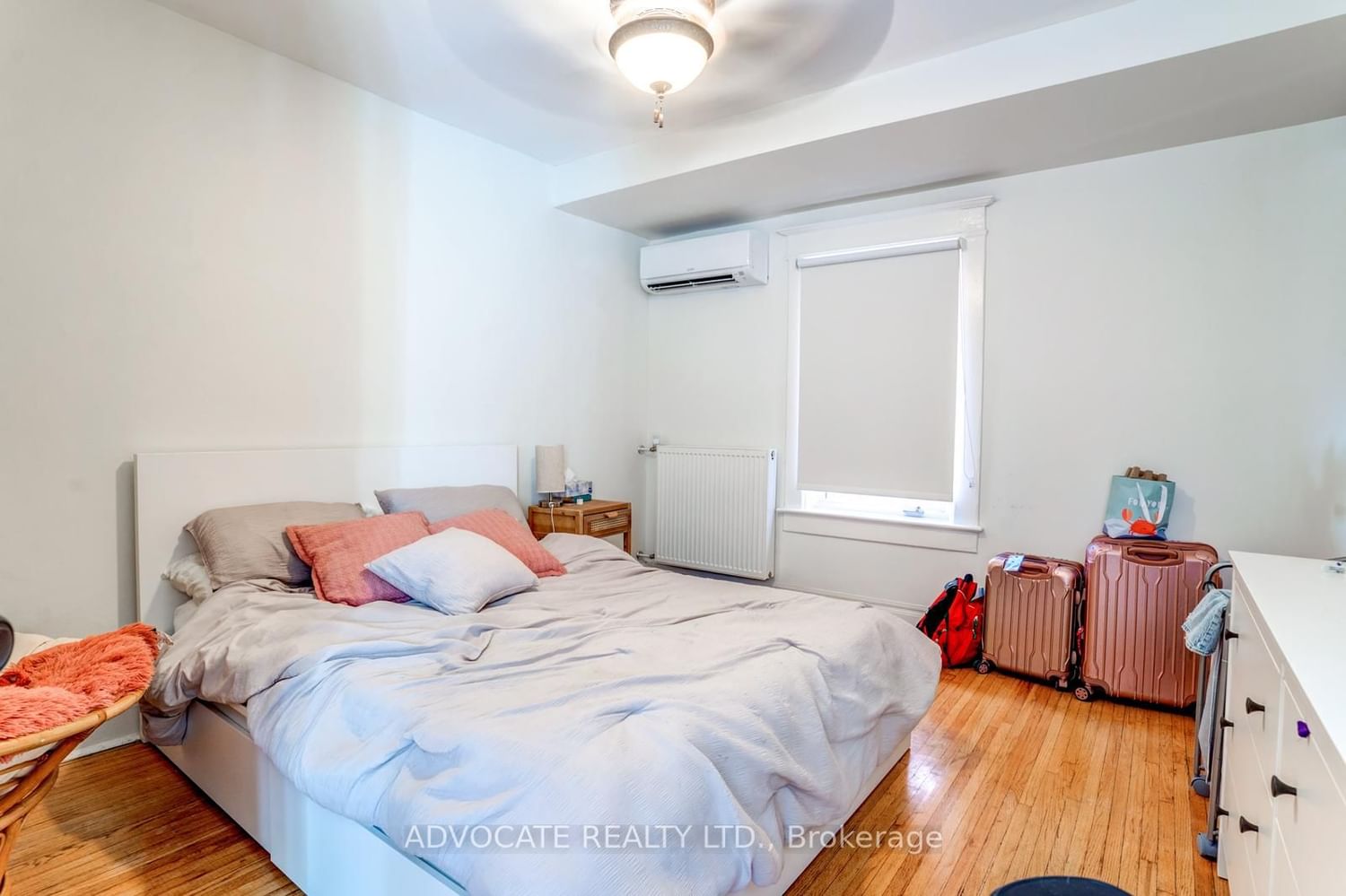 9 Lonsdale Rd, unit 2 for rent