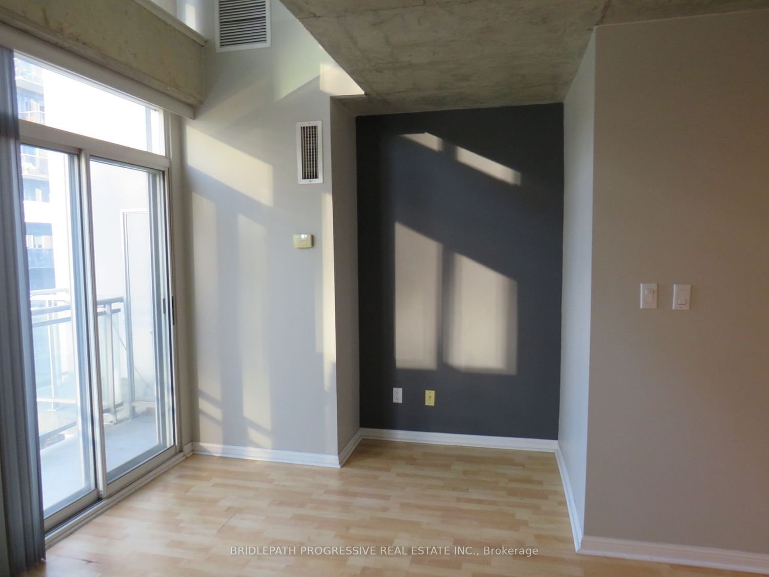 1029 King St W, unit 620 for rent - image #4