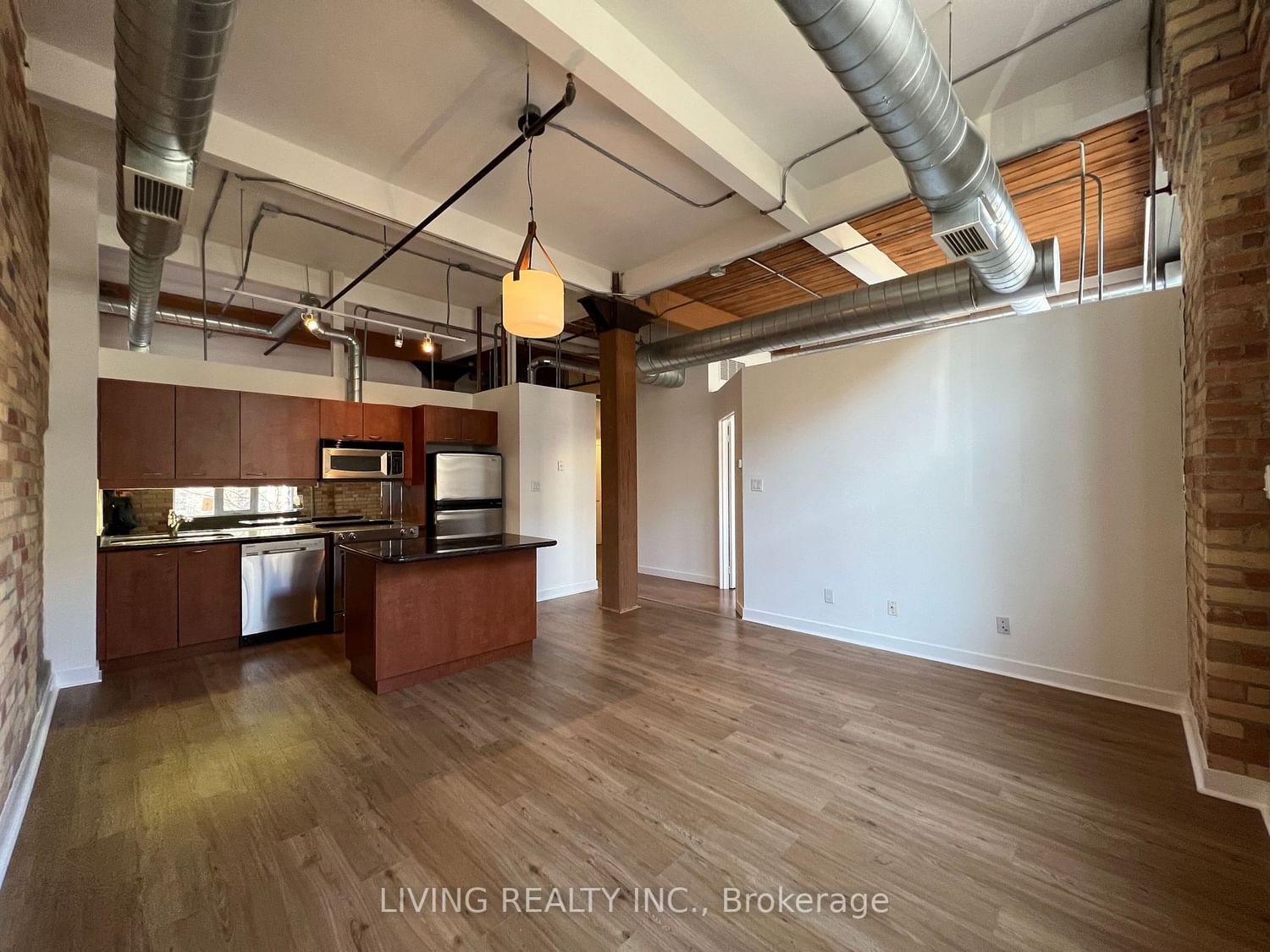 955 Queen St W, unit 218 for rent in Queen West - image #1