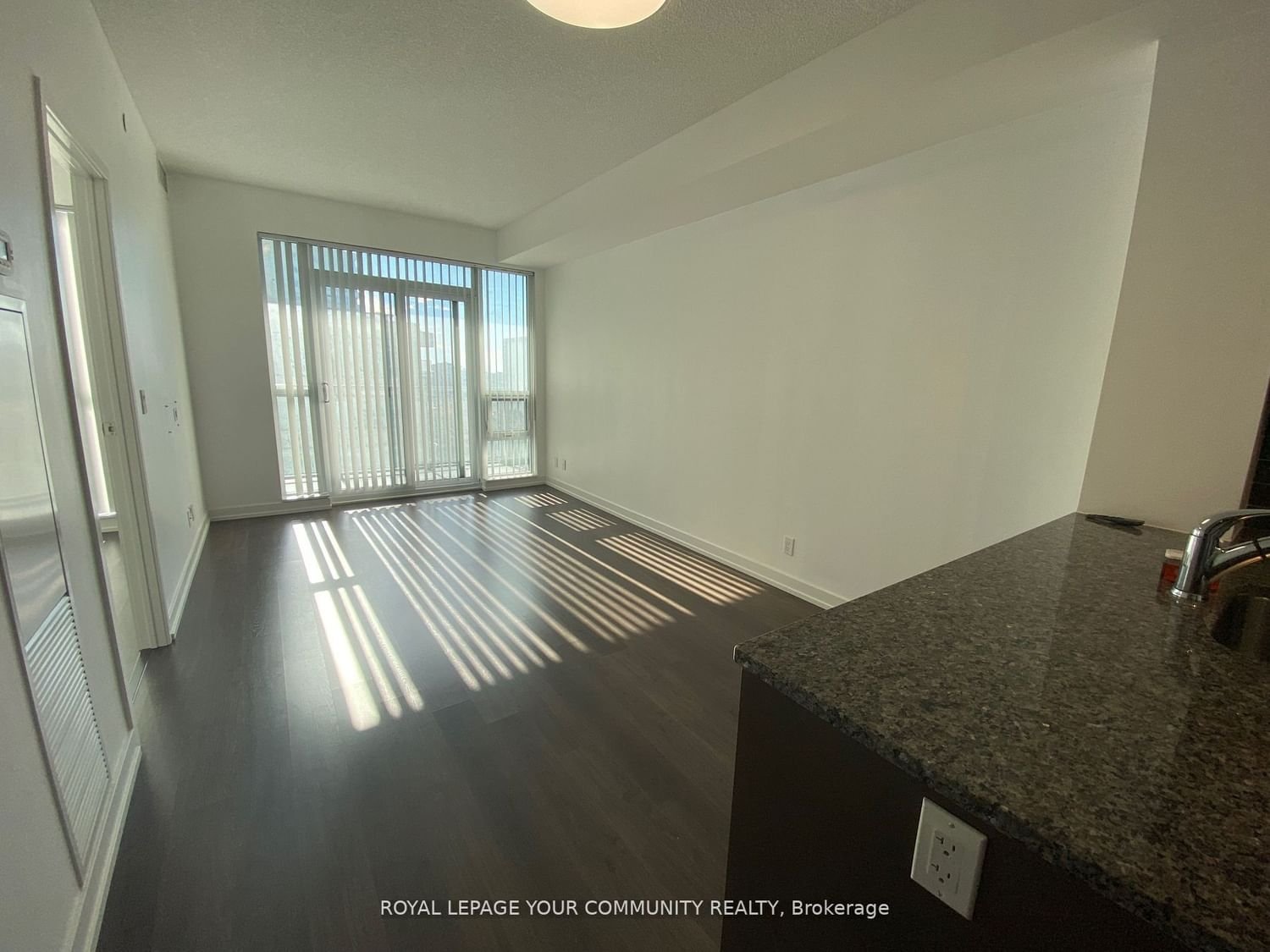 89 Dunfield Ave, unit 1508 for rent - image #2