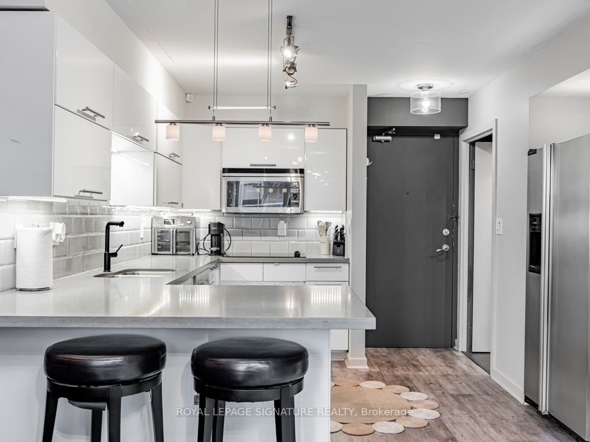 1029 King St W, unit 615 for rent - image #12