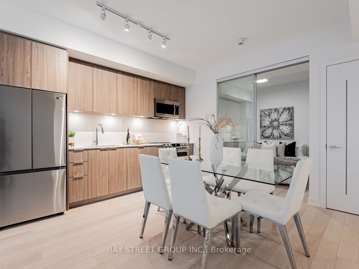 357 King St W, unit 1409 for rent - image #25