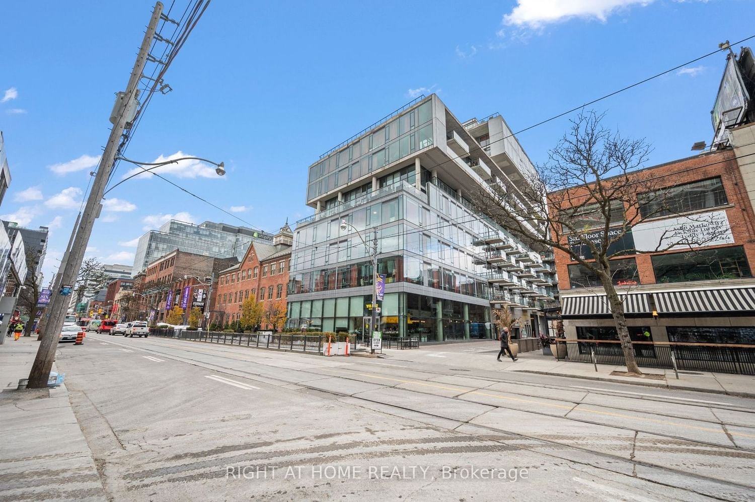 560 King St W, unit 407 for rent - image #1