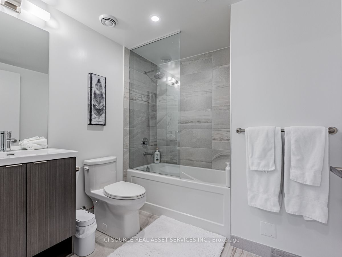 55 Cooper St, unit 7311 for rent - image #9