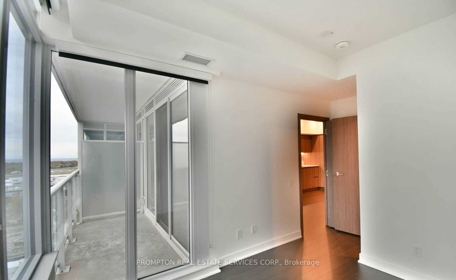 19 Bathurst St, unit 3507 for rent