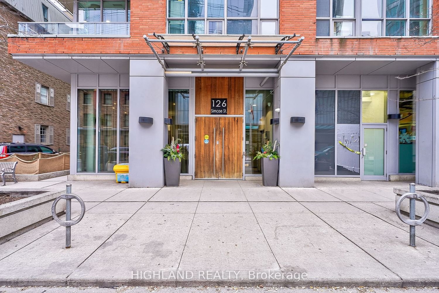 126 Simcoe St, unit 1409 for rent - image #2