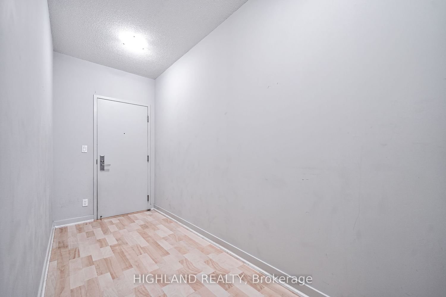 126 Simcoe St, unit 1409 for rent - image #4