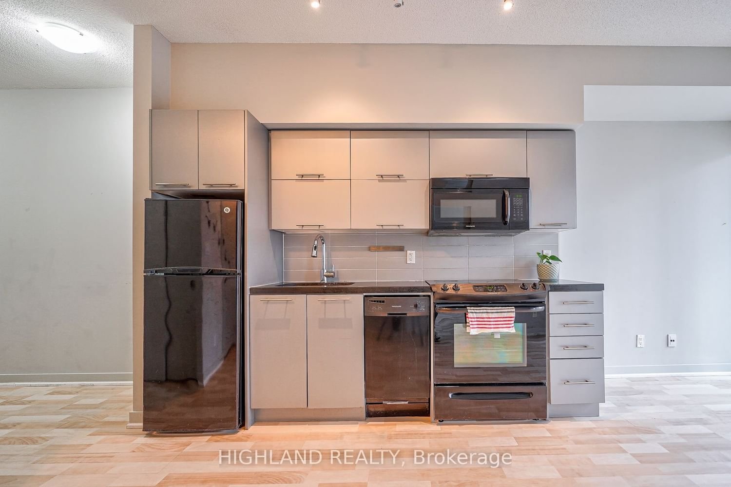 126 Simcoe St, unit 1409 for rent - image #8