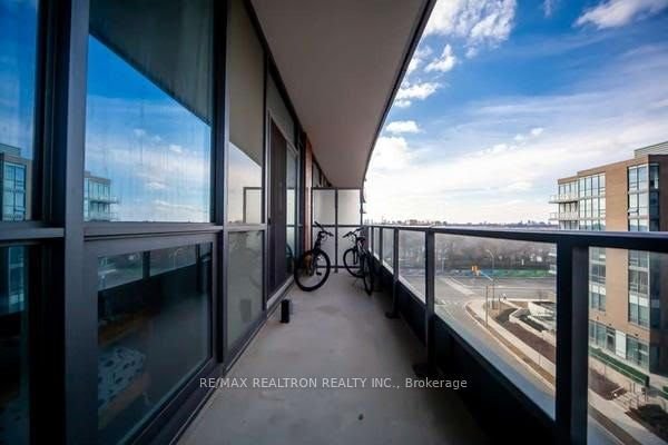 38 Forest Manor Rd, unit 301 for sale - image #3