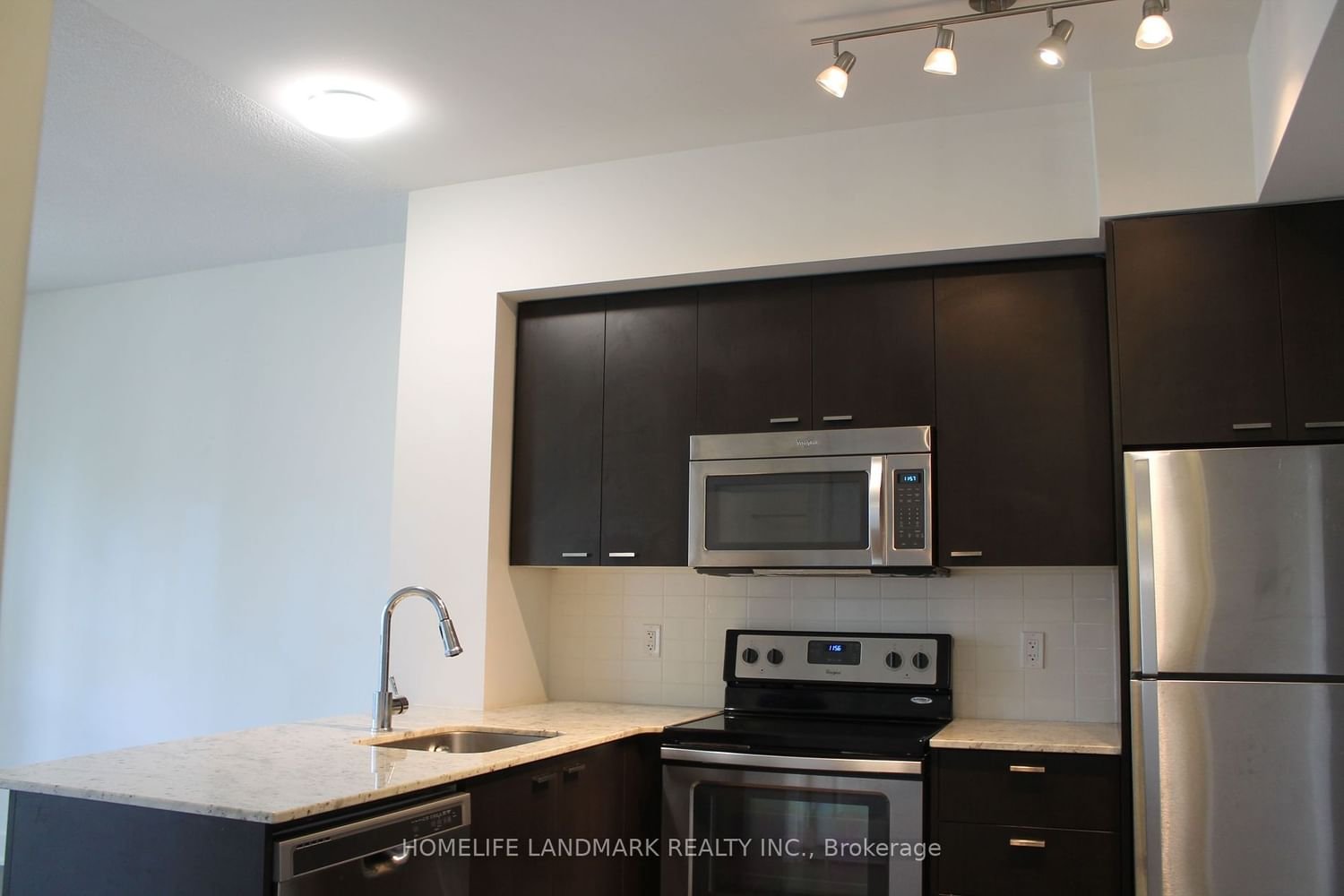 88 Sheppard Ave E, unit 1407 for rent - image #3