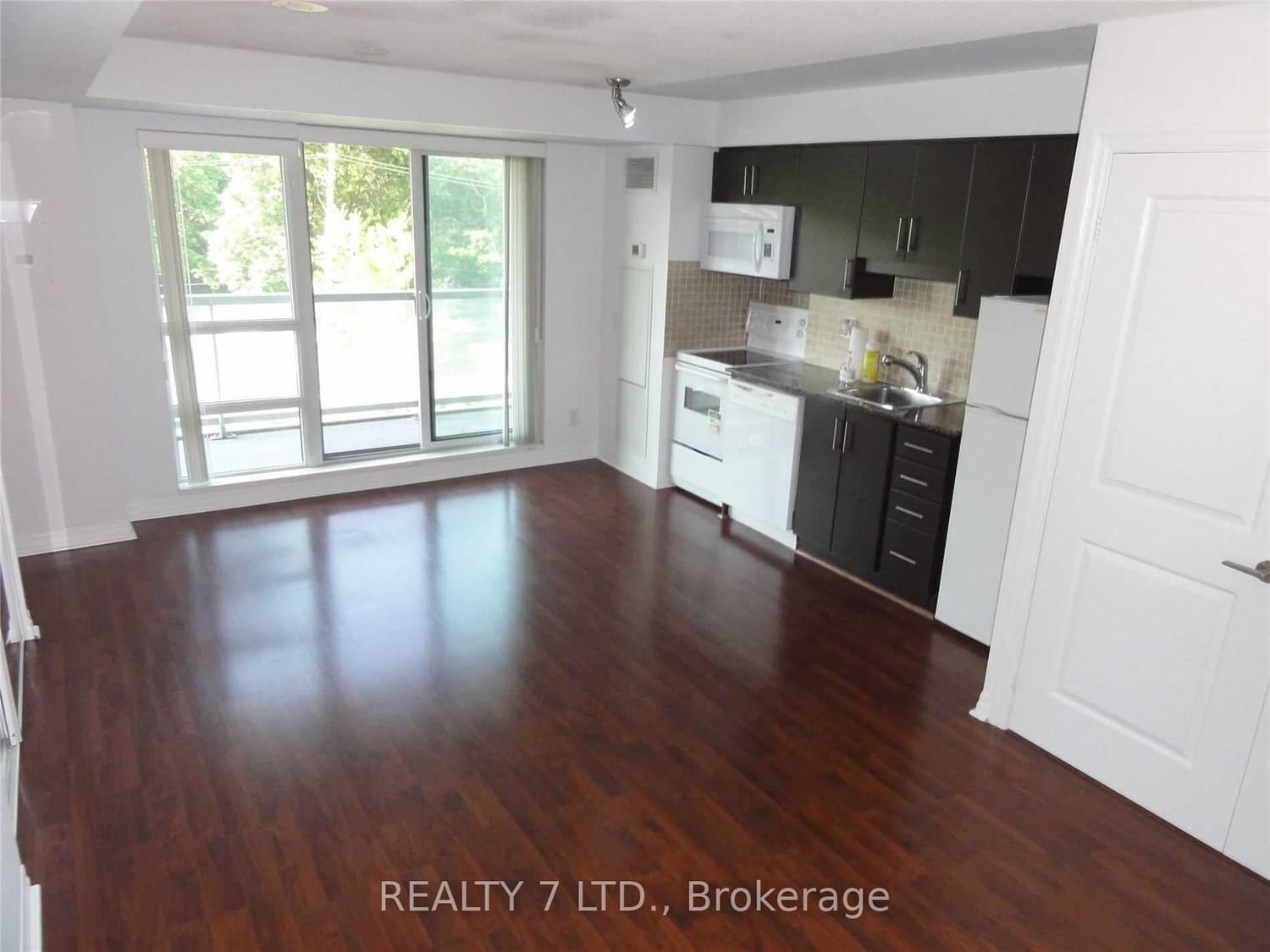 2035 Sheppard Ave E, unit 220 for rent - image #5