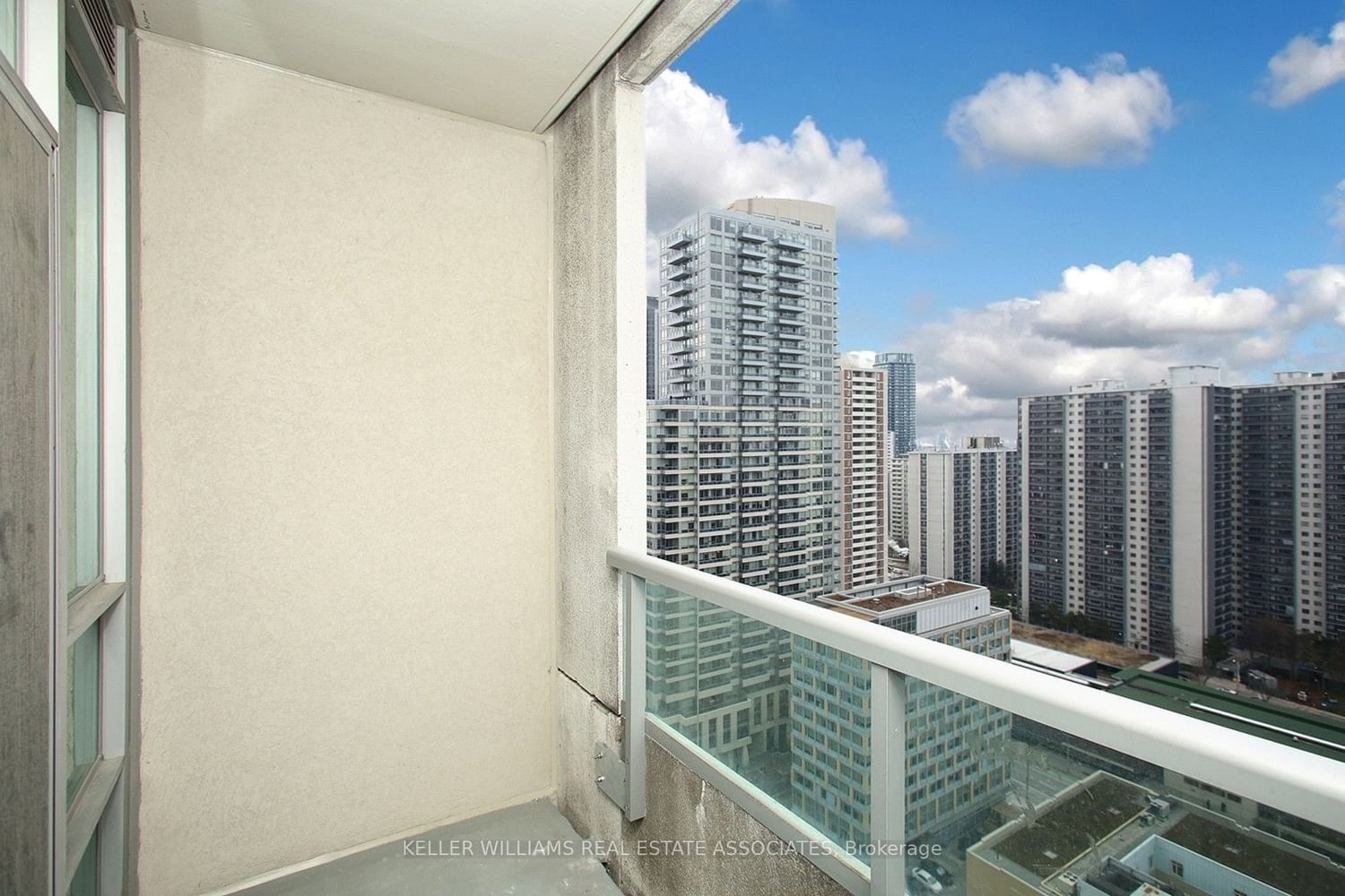 120 Homewood Ave, unit 2305 for sale - image #20