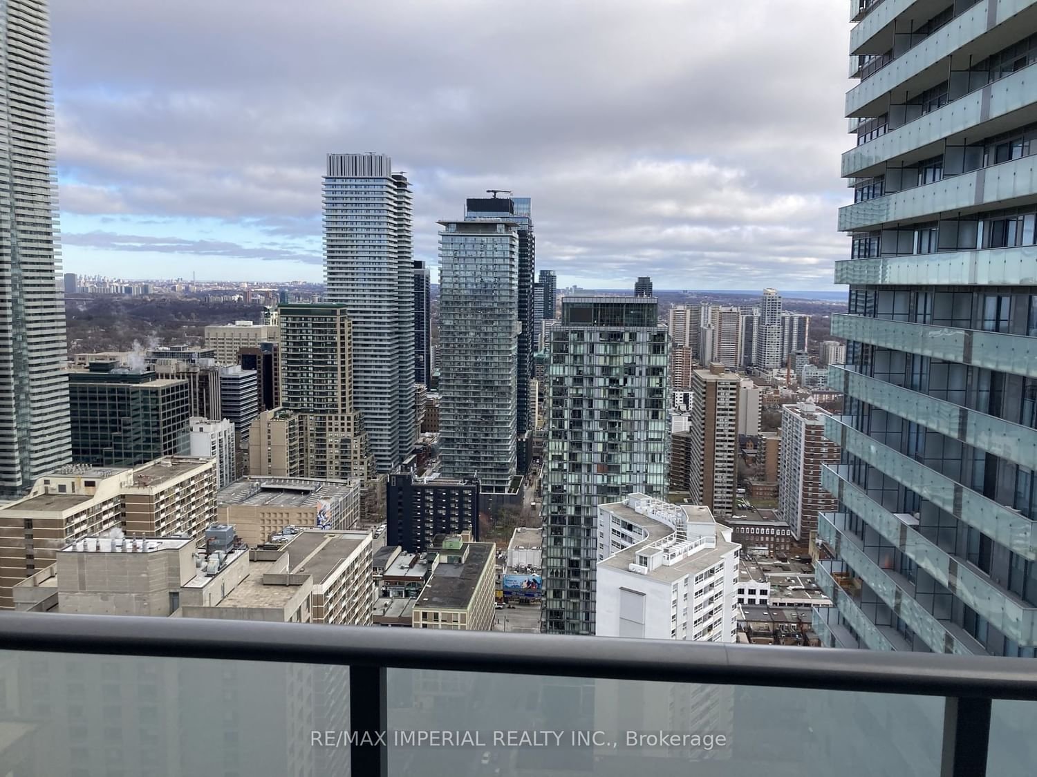 65 St Mary St, unit 4008 for rent - image #8