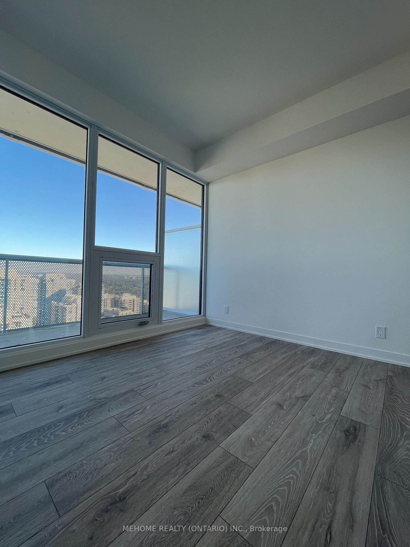 15 Holmes Ave, unit 2604 for rent - image #4