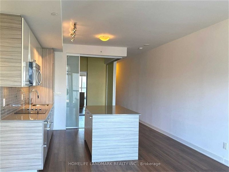 210 Simcoe St, unit 1809 for rent - image #2
