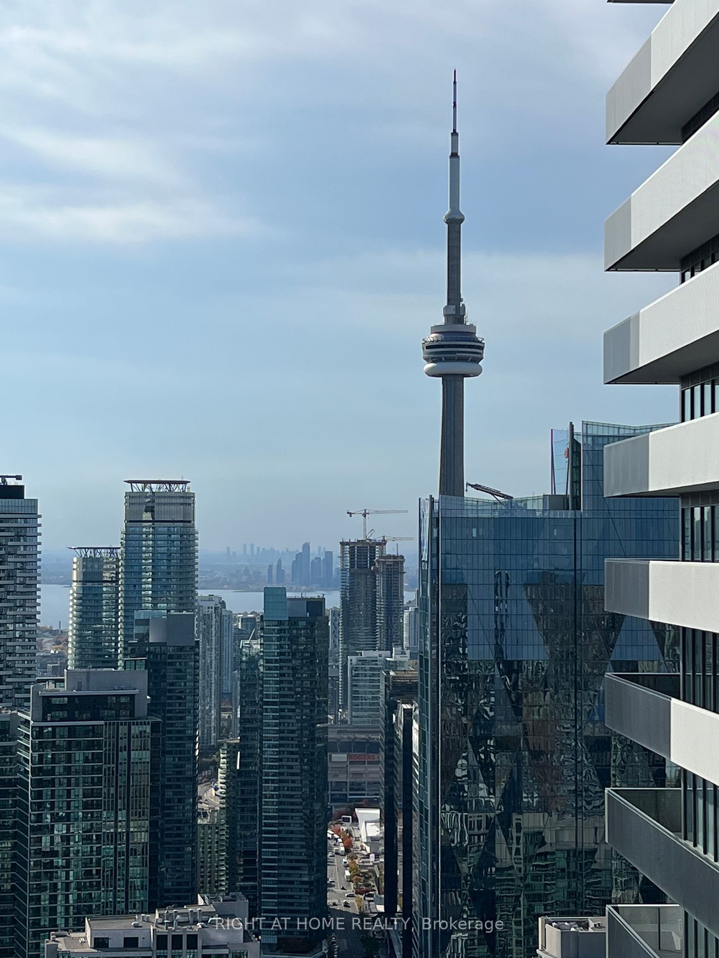 138 Downes St, unit Ph212 for rent